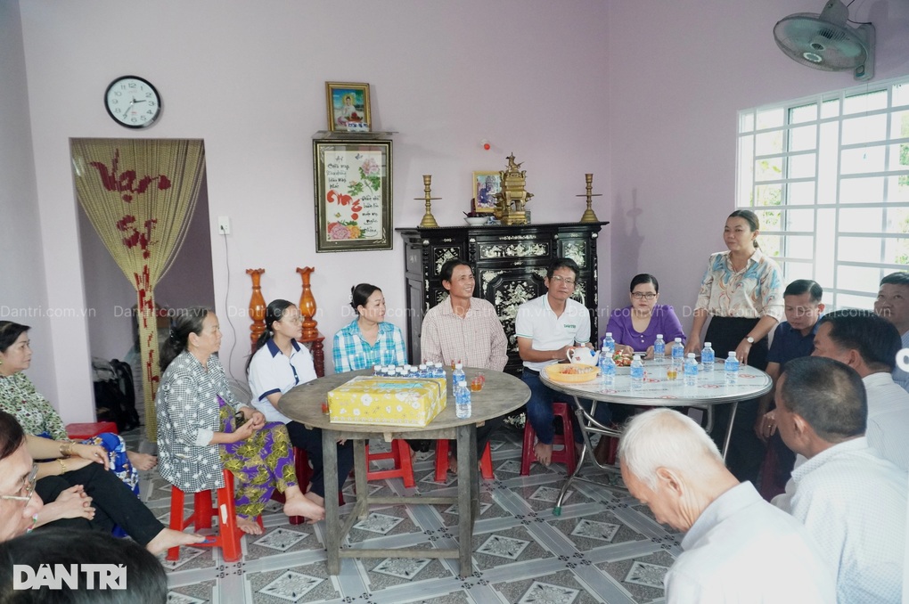 Báo Dân trí khánh thành 2 ngôi nhà Nhân ái ở Đồng bằng sông Cửu Long - 5 Báo Dân trí khánh thành 2 ngôi nhà Nhân ái ở Đồng bằng sông Cửu Long - 5