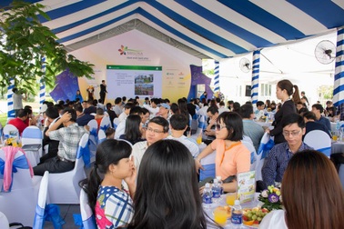 Hơn 300 khách hàng tham dự mở bán Giai đoạn II Melosa Garden