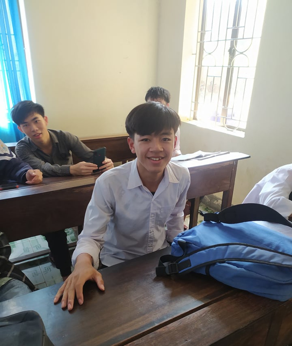 Nam sinh Hà Tĩnh nhặt được hơn 10 triệu đồng, tìm trả người đánh mất - 3 Nam sinh Hà Tĩnh nhặt được hơn 10 triệu đồng, tìm trả người đánh mất - 3