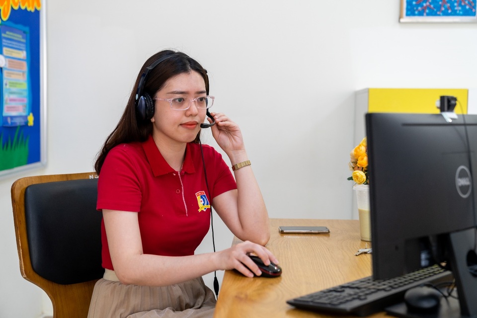 Royal School miễn toàn bộ học phí chương trình dạy - học trực tuyến - 2 Royal School miễn toàn bộ học phí chương trình dạy - học trực tuyến - 2