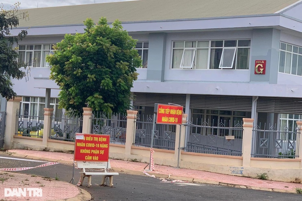 Vì sao 70 bác sĩ, nhân viên của Bệnh viện vùng Tây Nguyên xin thôi việc? - 3 Vì sao 70 bác sĩ, nhân viên của Bệnh viện vùng Tây Nguyên xin thôi việc? - 3