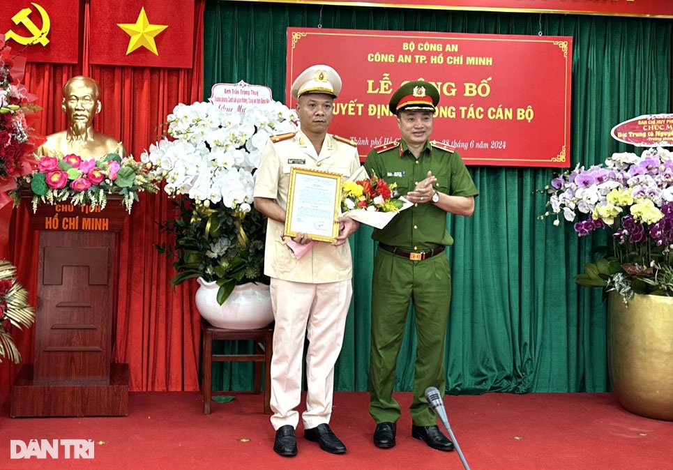 Trung tá Nguyễn Thành Hưng làm Trưởng phòng Cảnh sát kinh tế Công an TPHCM - 1