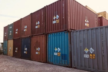 Buộc tái xuất 25 container quặng có chất phóng xạ bị cấm nhập vào Việt Nam