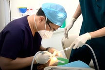 Bệnh viện Răng Hàm Mặt Trung ương hết thuốc tê, TPHCM thế nào?