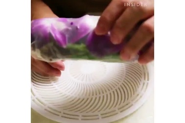 Bất ngờ trước phiên bản Mỹ của món gỏi cuốn Việt Nam