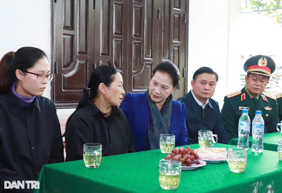 Điểm tựa vững chắc để thân nhân liệt sĩ Rào Trăng gượng dậy sau nỗi đau - 3 Điểm tựa vững chắc để thân nhân liệt sĩ Rào Trăng gượng dậy sau nỗi đau - 3