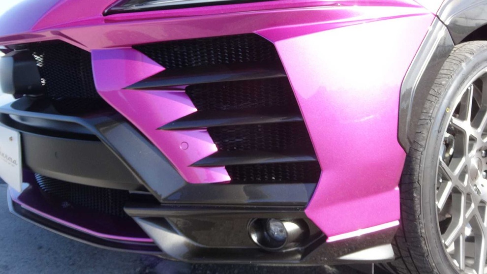 Soi siêu xe Lamborghini Urus được hô biến từ Toyota Venza - 2 Soi siêu xe Lamborghini Urus được hô biến từ Toyota Venza - 2