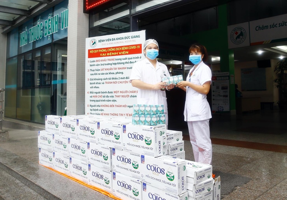 Vinamilk ColosGold chăm sóc dinh dưỡng cho con em y bác sĩ tuyến đầu - 3 Vinamilk ColosGold chăm sóc dinh dưỡng cho con em y bác sĩ tuyến đầu - 3