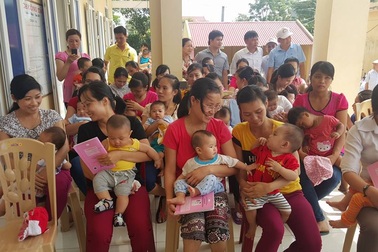 “Chung tay cùng tiêm chủng để bảo vệ cộng đồng”