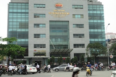 HUD “sốc nặng“ vì quyết định thay Chủ tịch Hội đồng thành viên