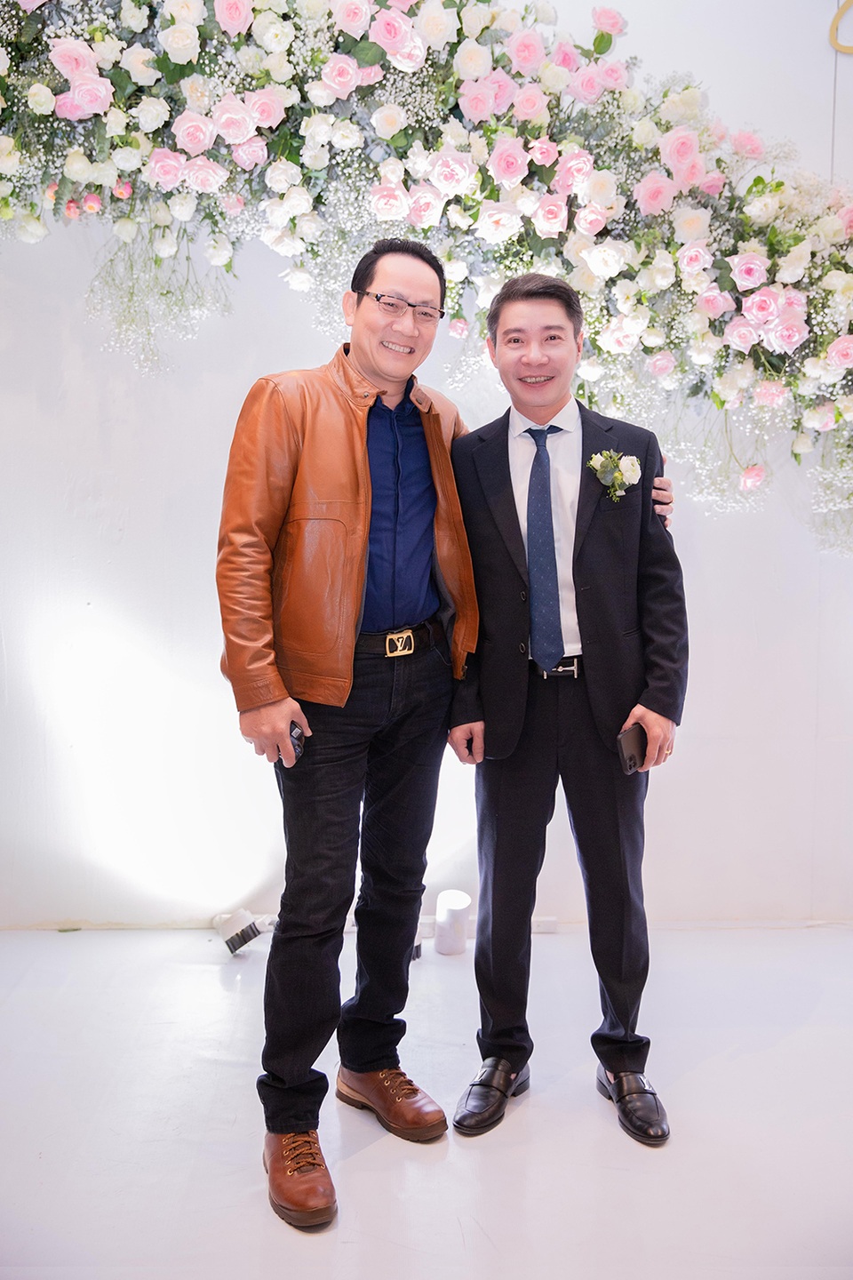 Bố của NSND Công Lý vắng mặt trong đám cưới con trai - 11 Bố của NSND Công Lý vắng mặt trong đám cưới con trai - 11