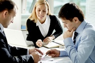 Ông chủ sai luật, lao động dọa kiện: Trưởng phòng nhân sự theo ai?