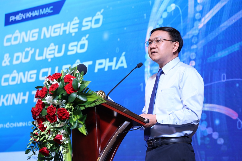 TPHCM hướng đến năm 2030 trở thành đô thị thông minh, đổi mới toàn diện - 1