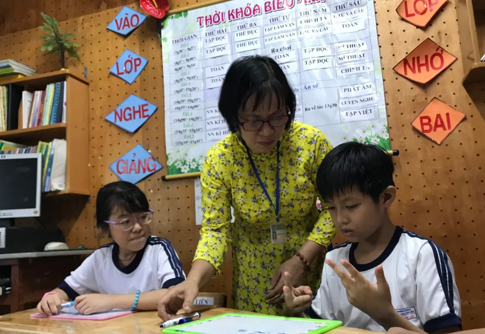 Cô giáo khi thương, giận học trò đành “tự hét toáng lên cho mình nghe” - 2 Cô giáo khi thương, giận học trò đành “tự hét toáng lên cho mình nghe” - 2
