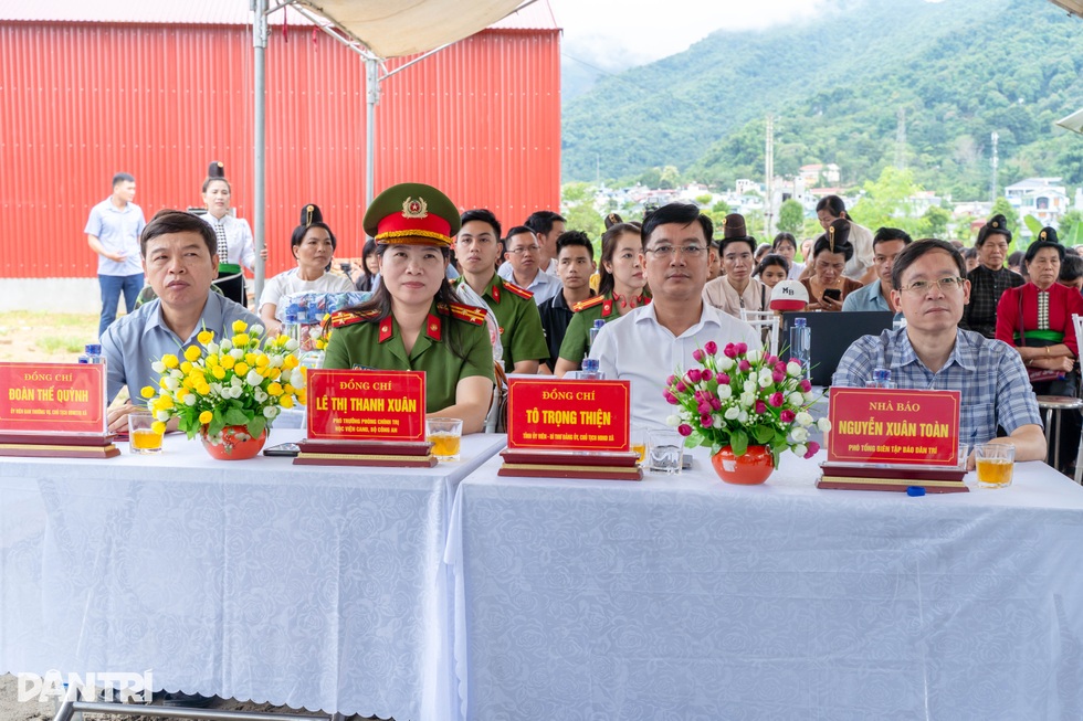 Mái ấm Nhân ái mở ra hy vọng an cư cho 8 hộ nghèo ở Điện Biên - 2