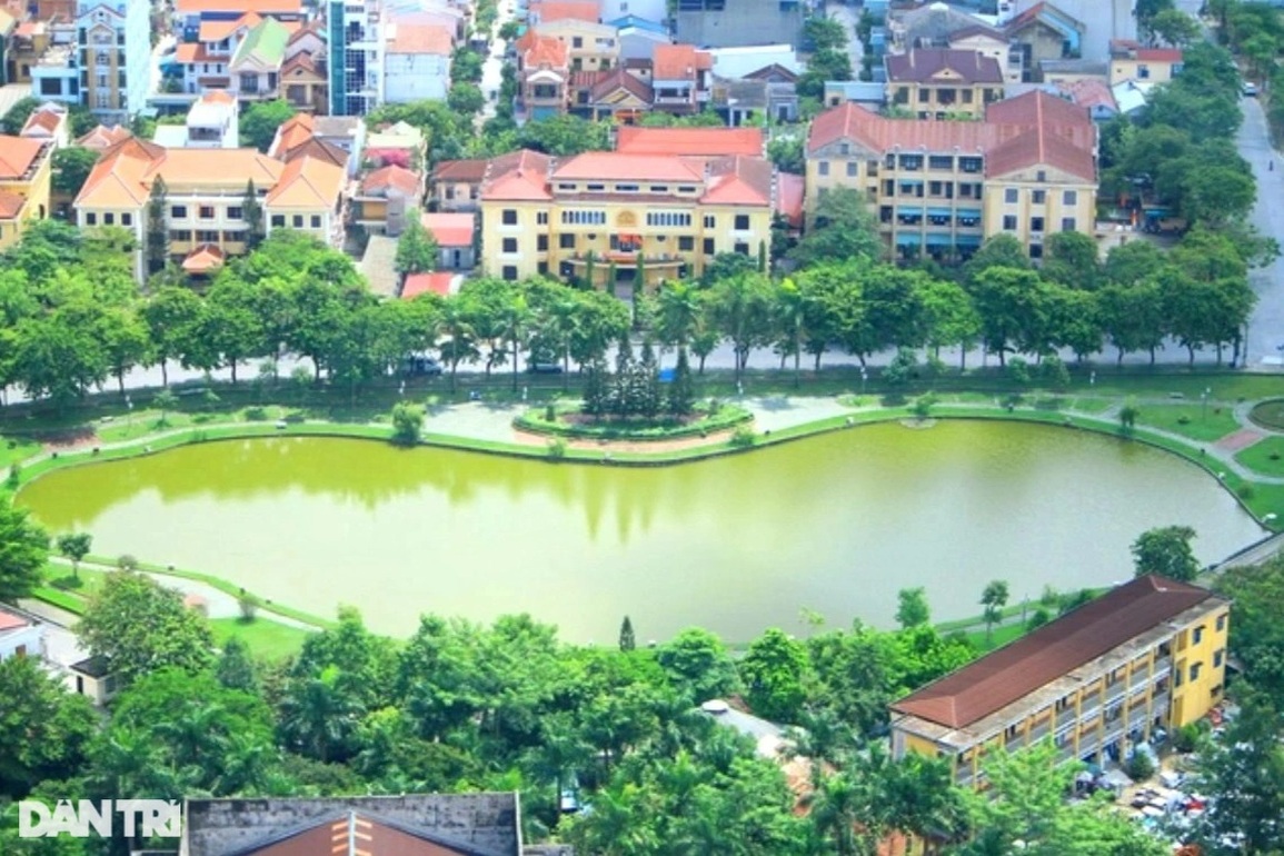 Cháu bé 9 tuổi mất tích, phát hiện đuối nước dưới hồ - 1 Cháu bé 9 tuổi mất tích, phát hiện đuối nước dưới hồ - 1