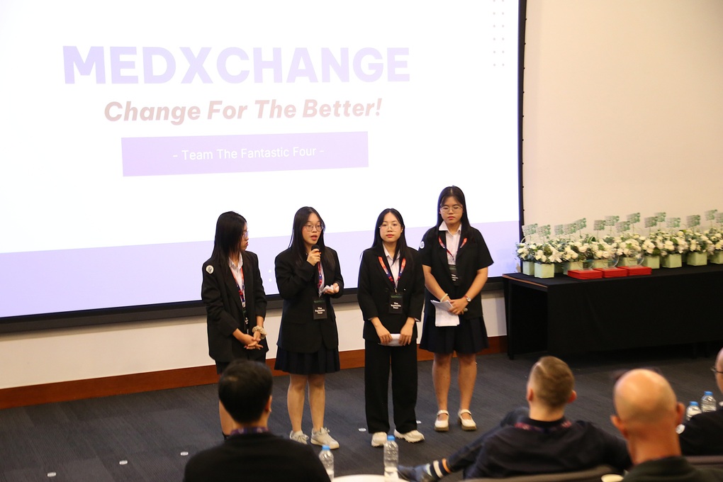 RMIT khuyến khích học sinh THPT bật ý tưởng vì một Việt Nam xanh - 1 RMIT khuyến khích học sinh THPT bật ý tưởng vì một Việt Nam xanh - 1