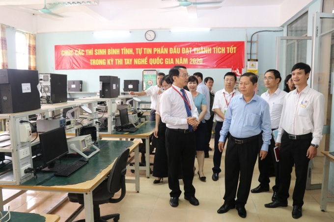 Thứ trưởng Lê Tấn Dũng kiểm tra công tác chuẩn bị tại Kỳ thi kỹ năng nghề Quốc gia năm 2020