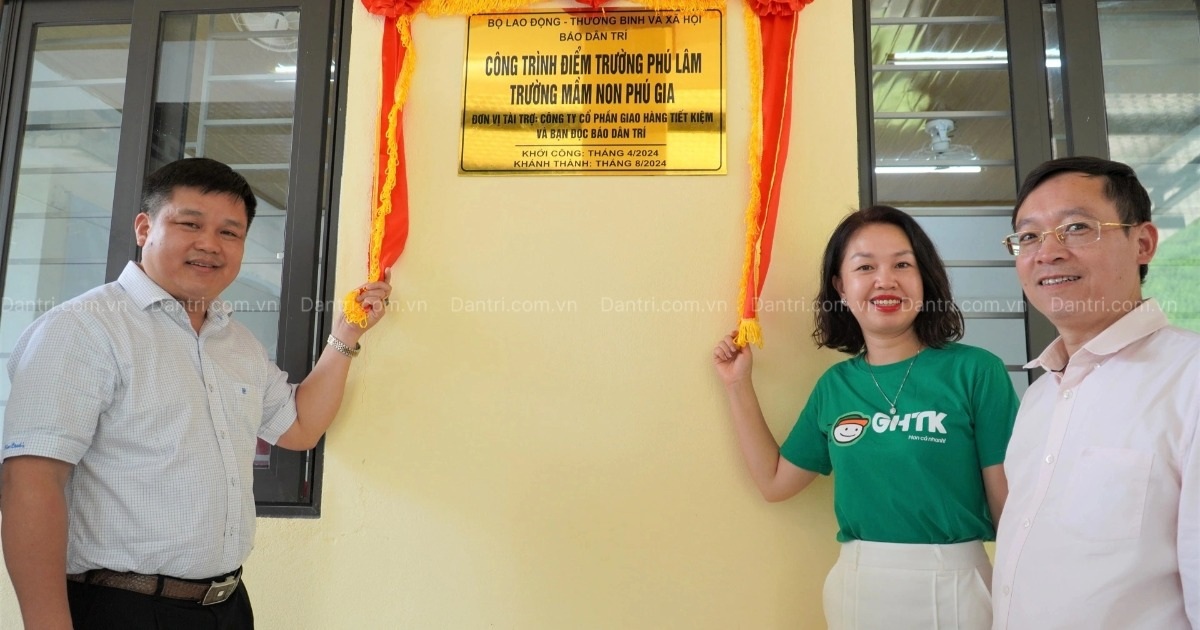 View - Ngập tràn niềm vui ngày khánh thành điểm trường Dân trí tại vùng "chảo lửa" | Báo Dân trí