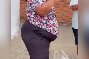 Bỏ tiền nhờ đuổi chim để … sống ảo