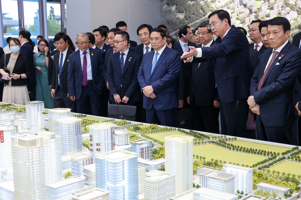 Thủ tướng Phạm Minh Chính ấn tượng với thành phố trong mơ của Trung Quốc - 2 Thủ tướng Phạm Minh Chính ấn tượng với thành phố trong mơ của Trung Quốc - 2