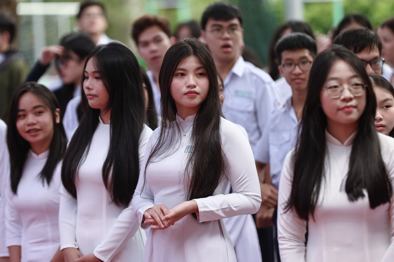 Hơn 200.000 học sinh ở Nghệ An được đề xuất miễn phí sách giáo khoa