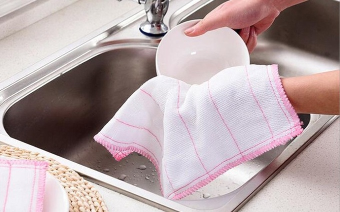 5 sai lầm các bà nội trợ thường mắc phải khi rửa chén, chỉ dính 1 điều cũng khiến gia đình rước họa vào thân - Ảnh 3. 5 sai lầm các bà nội trợ thường mắc phải khi rửa chén, chỉ dính 1 điều cũng khiến gia đình rước họa vào thân - Ảnh 3.