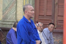 Nhóm nhân viên ngân hàng giúp doanh nghiệp chiếm đoạt hàng trăm tỷ đồng