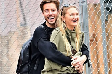 Siêu mẫu nội y hạnh phúc bên chồng điển trai