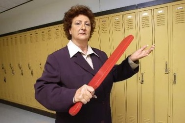 Giáo viên đánh học sinh là hợp pháp tại nhiều bang của Mỹ