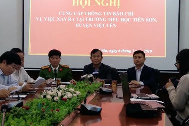 Không đủ căn cứ chứng minh thầy giáo có hành vi dâm ô hàng chục nữ sinh lớp 5