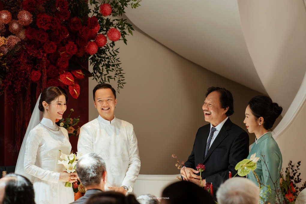 Diễm My 9X được mẹ chồng cưng chiều, xây biệt thự cạnh nhà bố mẹ chồng - 4 Diễm My 9X được mẹ chồng cưng chiều, xây biệt thự cạnh nhà bố mẹ chồng - 4