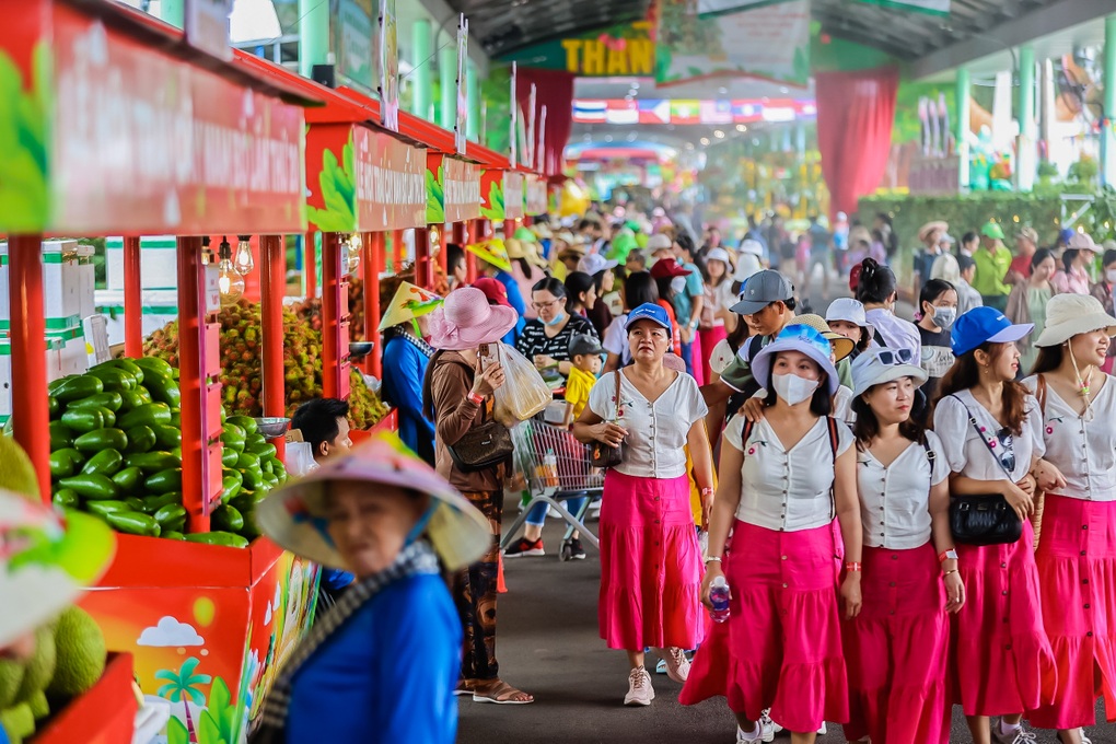 Lễ hội trái cây Nam Bộ 2025: Giữ hồn dân tộc, vươn tầm quốc tế - 1 Lễ hội trái cây Nam Bộ 2025: Giữ hồn dân tộc, vươn tầm quốc tế - 1