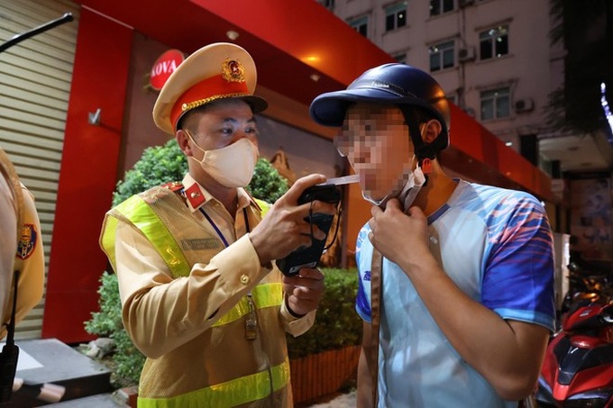 Hà Nội đặt mục tiêu đến năm 2025 giảm 20% người sử dụng rượu bia.