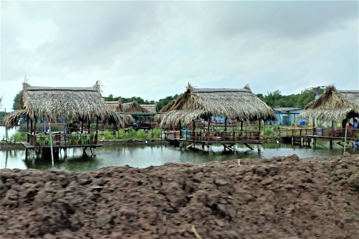 Khu sinh thái mọc sai chỗ: Nếu chủ không chấp hành, xin ý kiến tỉnh xử lý - 2 Khu sinh thái mọc sai chỗ: Nếu chủ không chấp hành, xin ý kiến tỉnh xử lý - 2