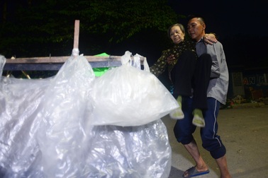 Cho con "gánh mẹ" một lần…