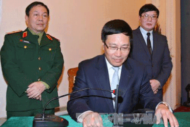 Mở tổng đài hỗ trợ bảo hộ công dân, pháp nhân Việt Nam ở nước ngoài