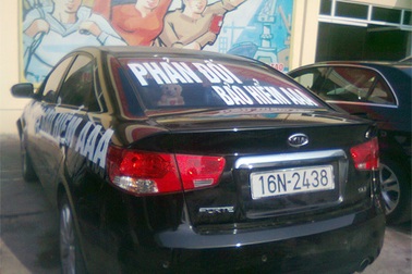 Náo loạn vì mẫu thuẫn thanh toán bảo hiểm 