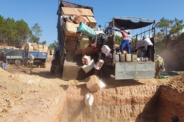 Tiêu hủy lô hàng trên 3,6 tỷ đồng không hóa đơn, chứng từ