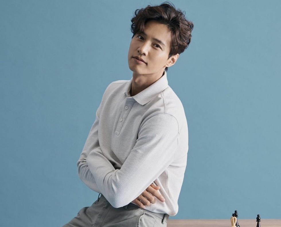 Tài tử Trái tim mùa thu Won Bin: Ông chú có trái tim ấm áp, sống bí ẩn - 7