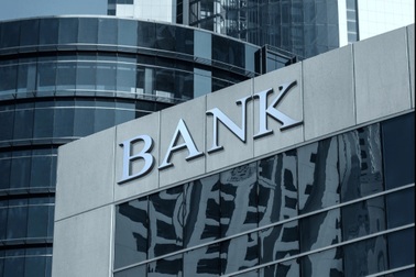 13 ngân hàng báo lãi quý III tăng vọt, ngôi đầu đổi chủ