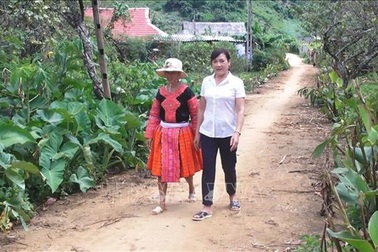 Chuyện người “gieo chữ” ở Hang Kia - Hòa Bình