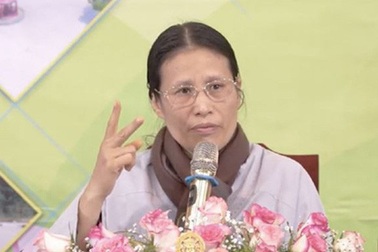 Facebook khóa tài khoản của bà Phạm Thị Yến chùa Ba Vàng