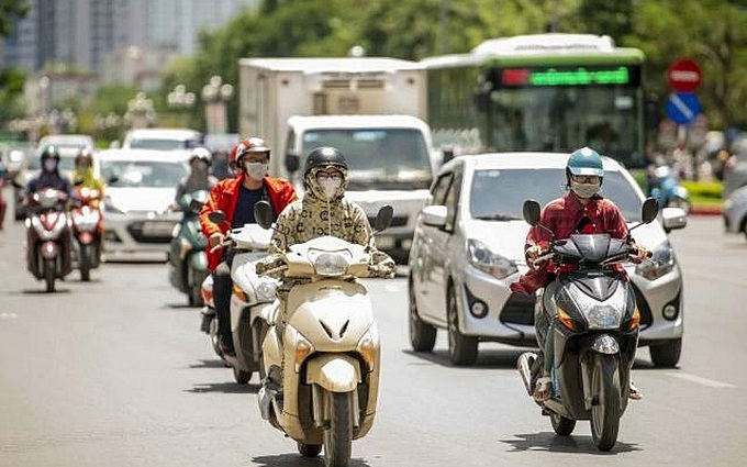 Từ ngày 4-12/8, nhiều khu vực ngày nắng nóng, chiều tối có mưa và dông