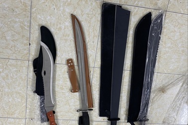 Băng cho vay nặng lãi dùng mã tấu đòi nợ ở TPHCM