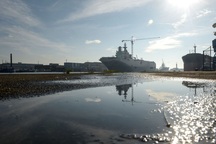 Nga tự chế tạo tàu sân bay hạt nhân vượt trội thay Mistral