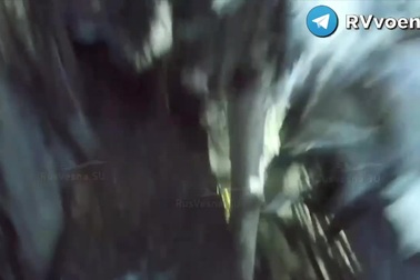 Đặc nhiệm Nga đột kích cứ điểm Ukraine, bắt tù binh