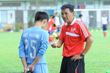 Tiền vệ Hữu Đang: Ngôi sao lớn của thế hệ vàng đầu tiên