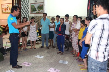 Rạn nứt gia đình vì vòng xoáy... tăng ca