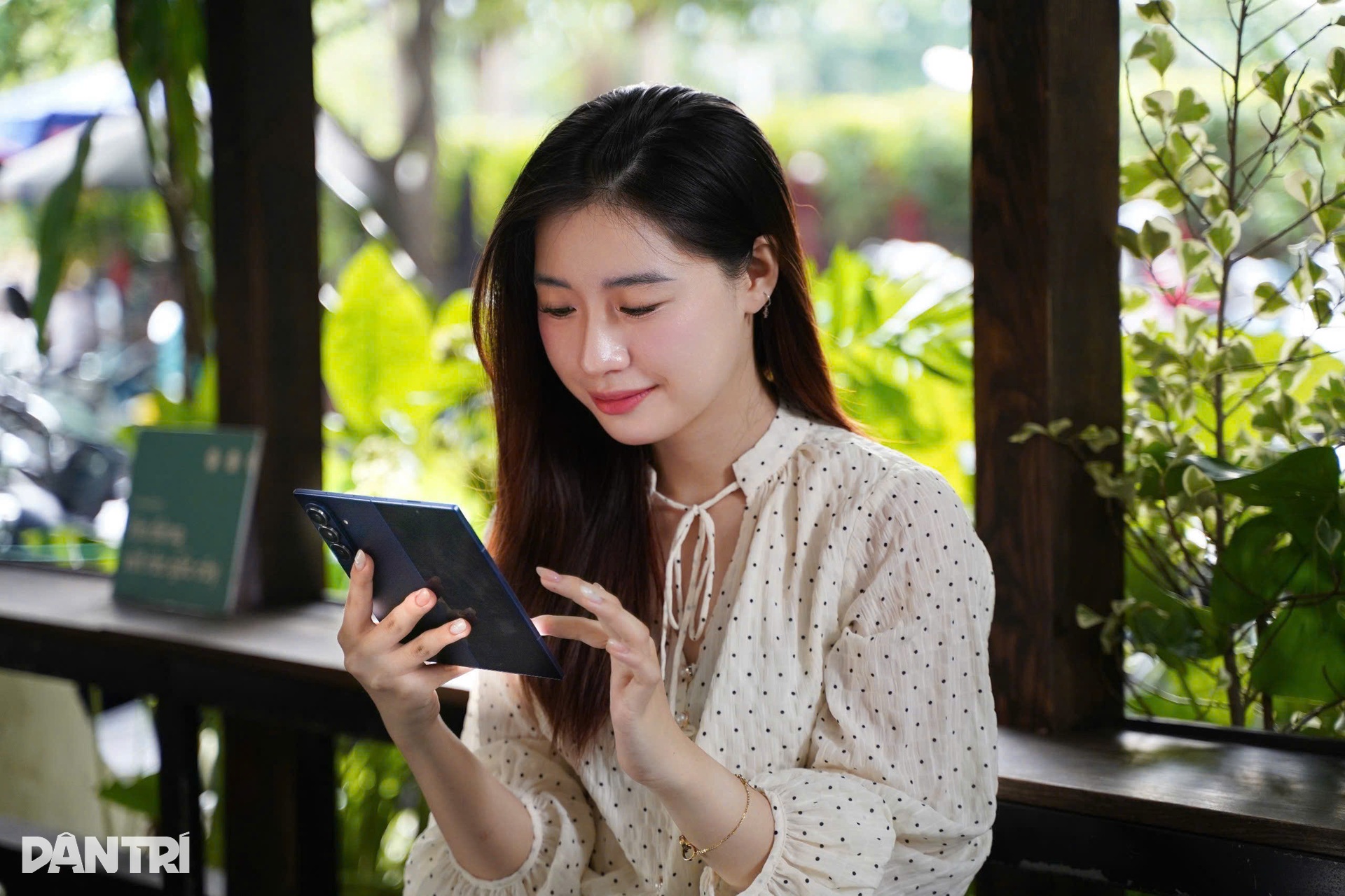 Đánh giá Samsung Galaxy Z Fold7: Mỏng nhẹ, đa nhiệm nhưng có đánh đổi - 12